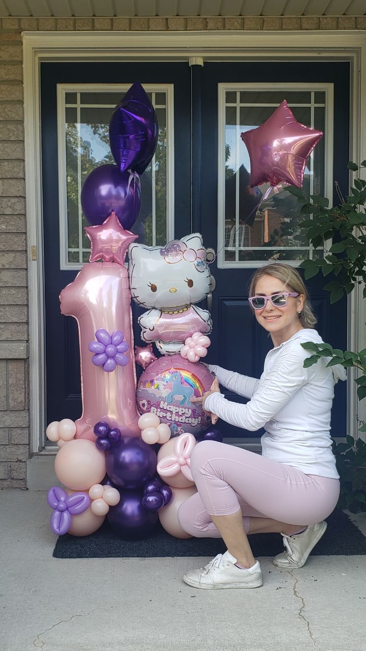Hello Kitty 1st Birthday Balloon Display
