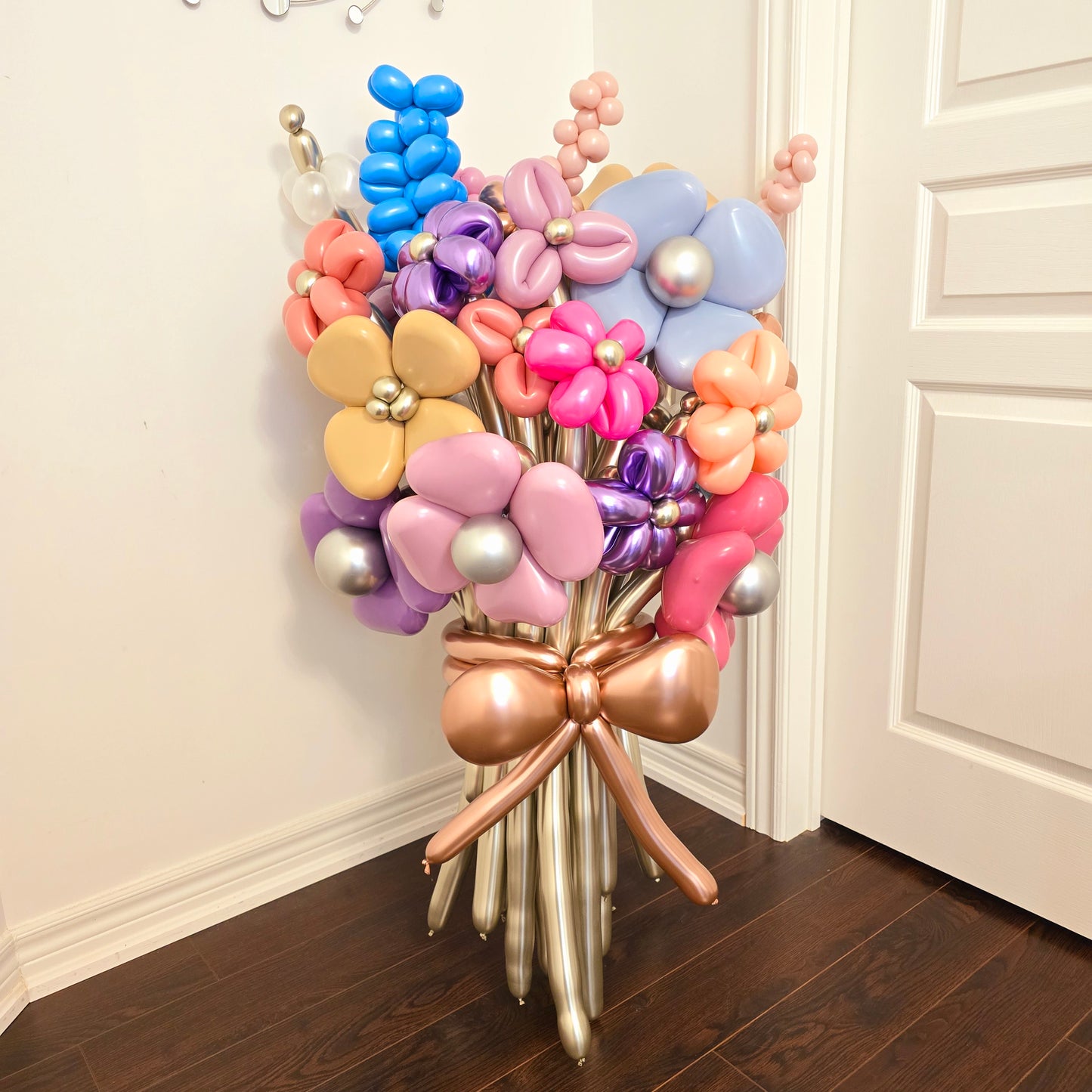 Luxury Balloon Flower Bouquet | Elegant Balloon Floral | Custom Balloon Bouquet for Birthday, Anniversary, Baby Shower, Bridal Shower