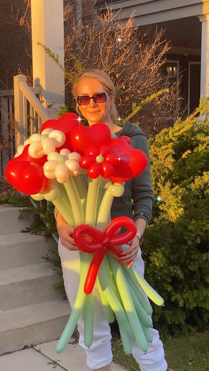 Romantic Red and White Balloon Bouquet with Heart Accents