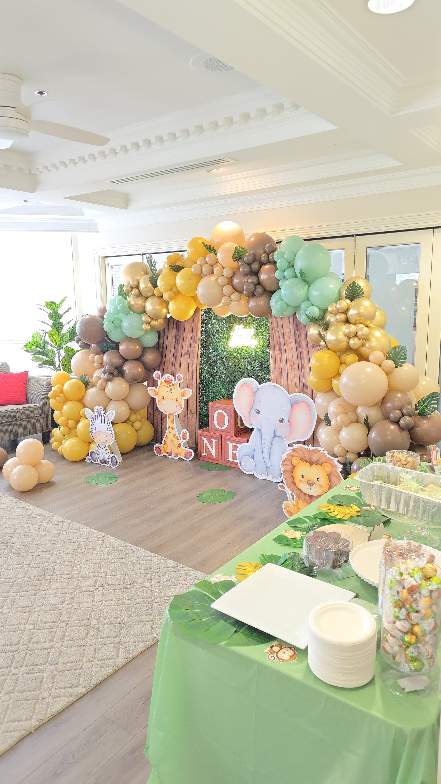 Jungle Safari Balloon Garland