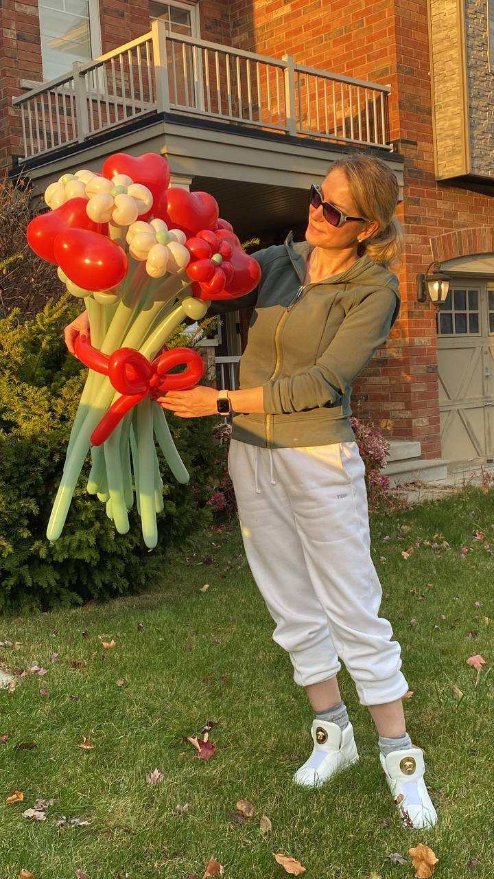 Romantic Red and White Balloon Bouquet with Heart Accents