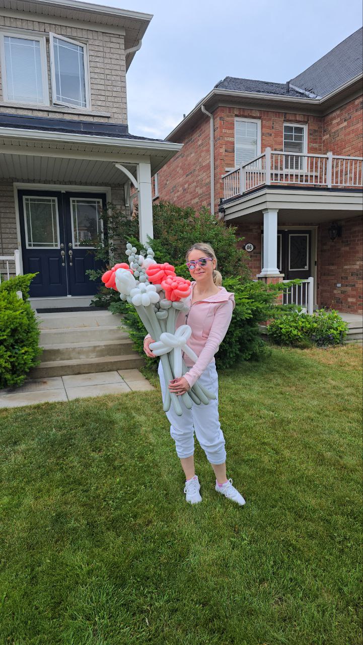 🌸 Blush Bloom Balloon Bouquet